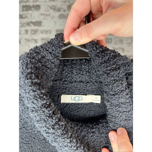 Ugg | women black knitted turtleneck sweater - Picture 2 of 9